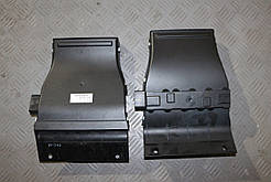 Електричний радіатор опалення в ноги задніх пасажирів Audi A8 D3