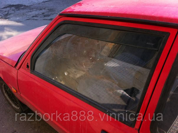 Стекло опускное водительское Таврия ЗАЗ 1102 переднее левое бу