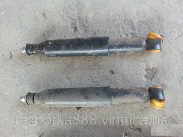Амортизатор задній ГАЗ Волга 24 2410 31029 3110 31105 РАФ 2203 задня стійка бу