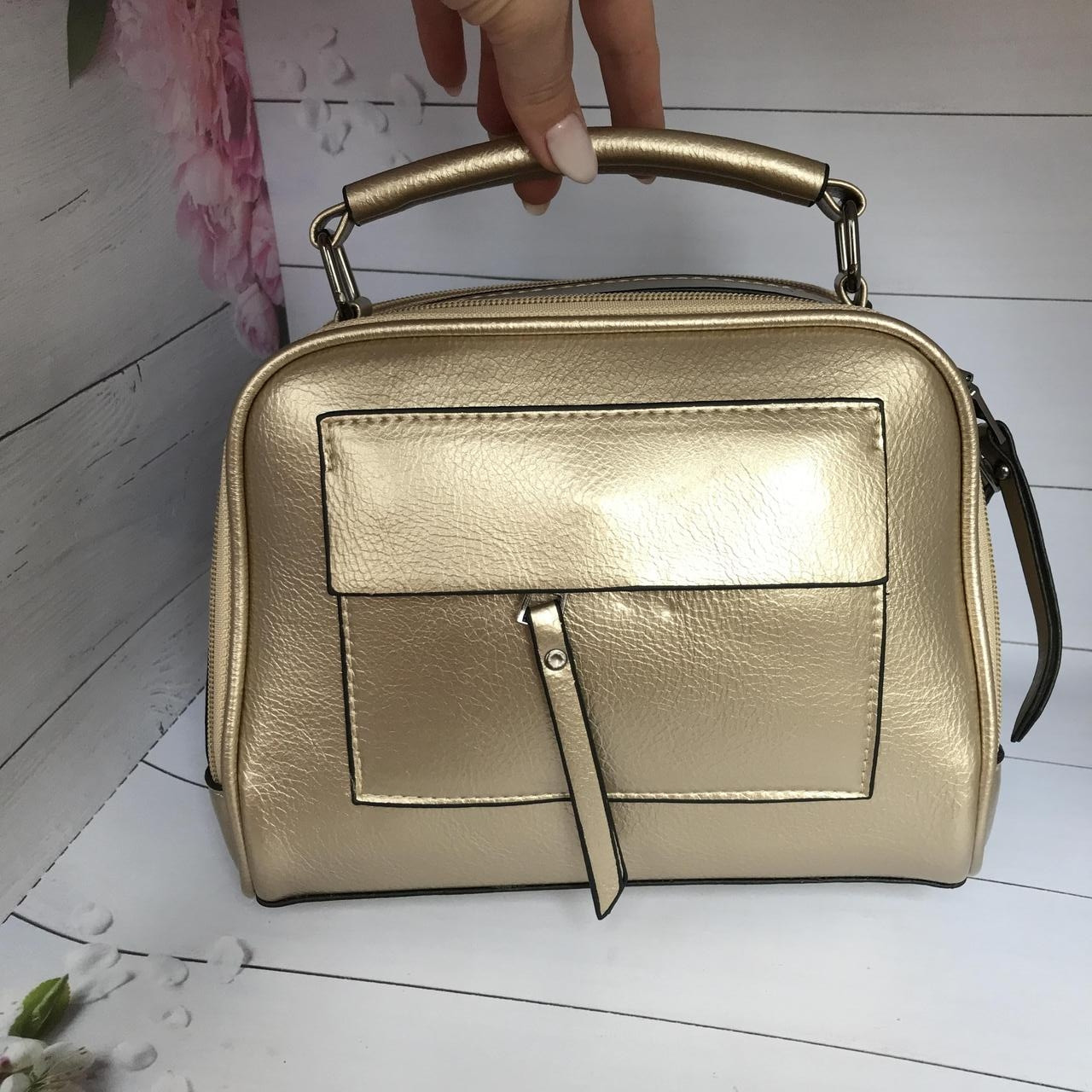 Модная женска сумка золотистого цвета - фото 5 - id-p920726548