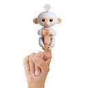 Оригінал! Інтерактивна мавпочка Сахарок Fingerlings Glitter Monkey - Sugar Wow Wee, фото 2