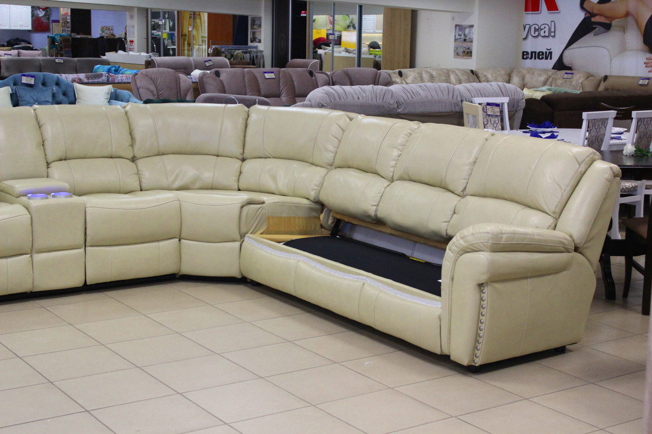 Угловой диван из натуральной кожи с двумя электрическими реклайнерами и ...