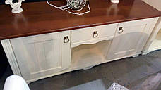 Шафа-вітрина 2-х дверна в класичному стилі модель Марсель РКБ-Меблі, колір білий / горіх, фото 5