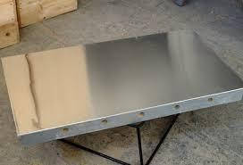 Металлическая крышка на ульи