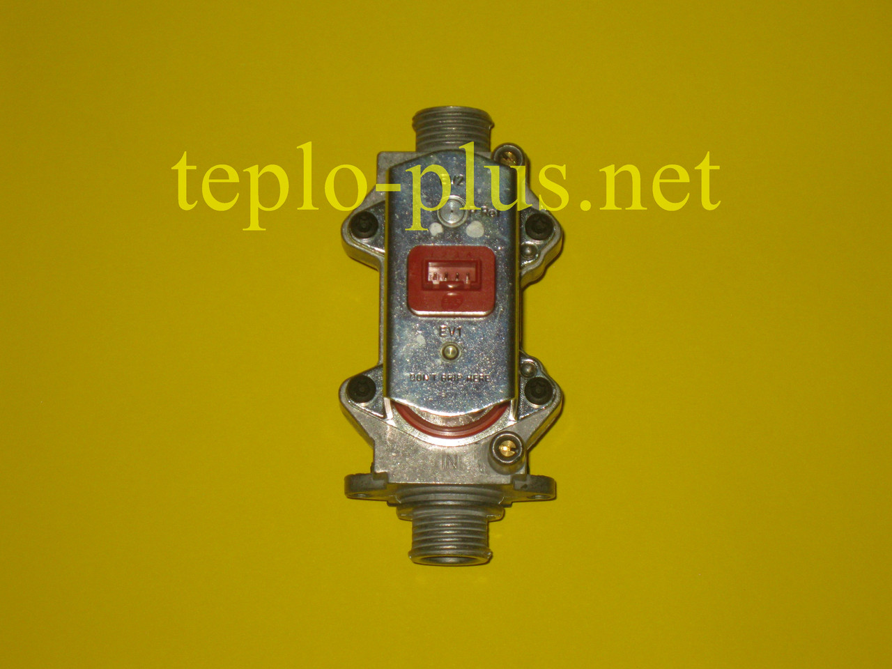 Газовий клапан 39841320 Ferroli Domiproject D, FerEasy D, Domitech D, Divatech C24D
