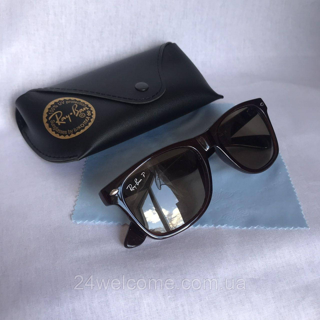 Сонцезахисні окуляри унісекс Ray Ban Wayfarer скло коричневий комплект