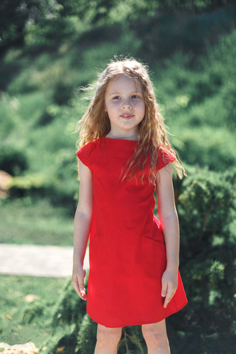 Красиве дитяче літнє плаття Котон р. 116-134 червоне