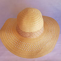 Жіночі капелюхи з широкими полями