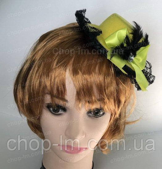 Шляпка - вуалька желтая на вечеринку