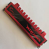 Ігрова оперативна пам'ять G.Skill Ripjaws DDR3 4Gb 1600MHz PC3-12800U 2R8 CL9 (F3-12800CL9D-8GBRL) Б/В