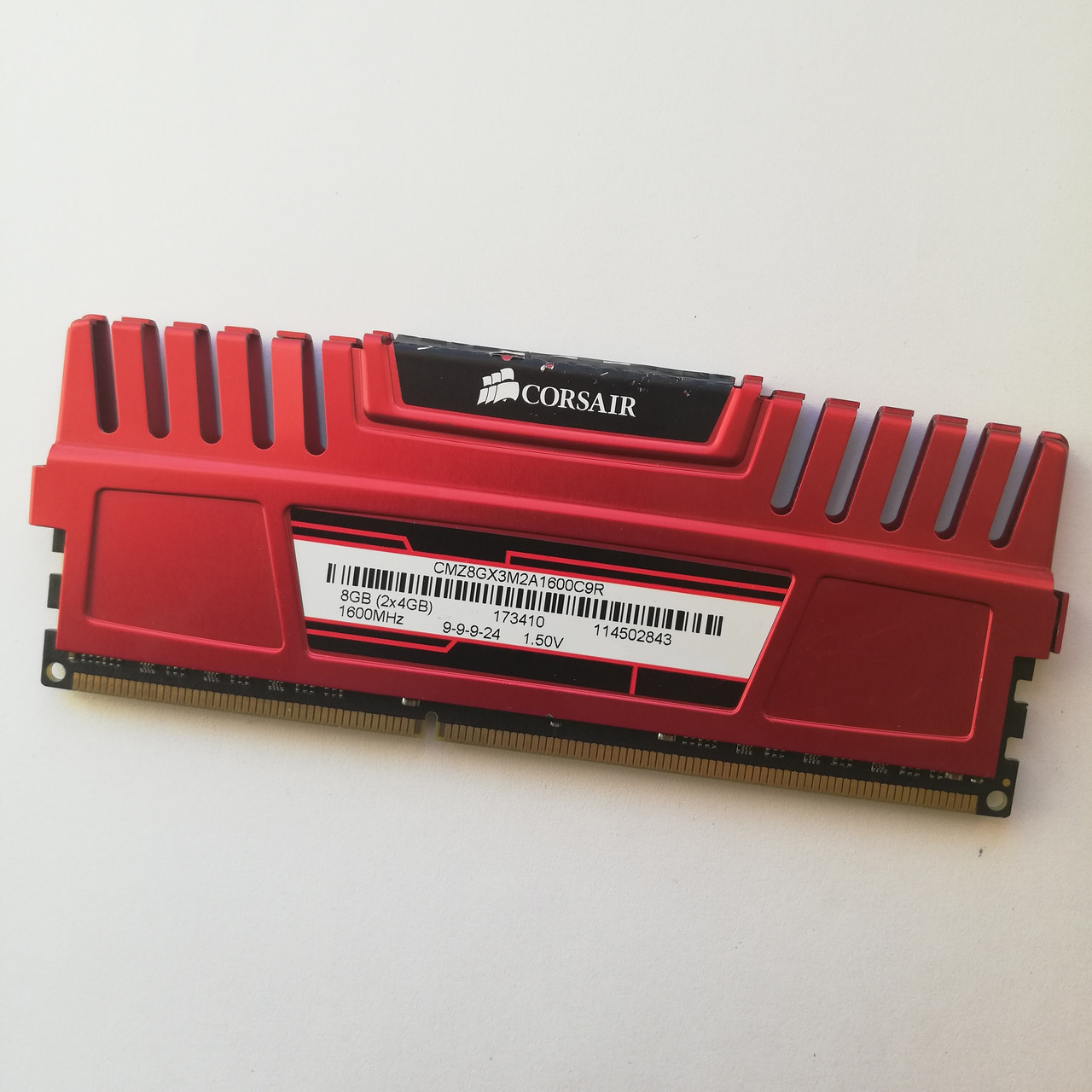 Игровая оперативная память Corsair Vengeance DDR3 4Gb 1600MHz PC3 12800U CL9 (CMZ8GX3M2A1600C9R) Б/У