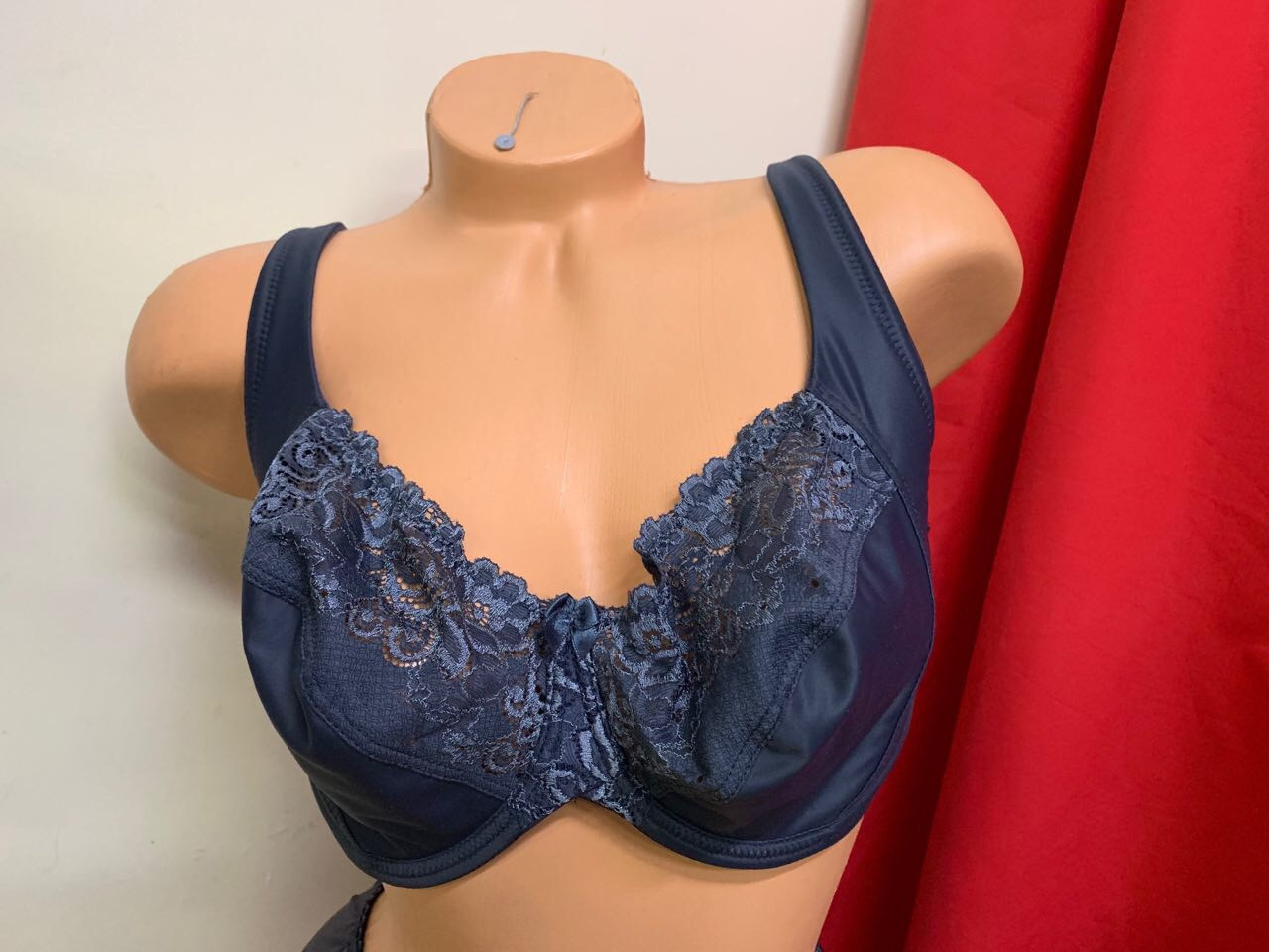 Коригувальний бюстгальтер Alur (Алюр) 608 сірого кольору