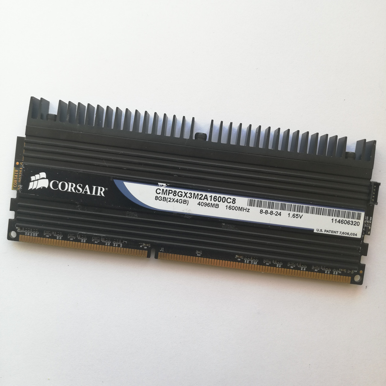Ігрова оперативна пам'ять Corsair Dominator DDR3 4Gb 1600MHz PC3 12800U CL8 (CMP8GX3M2A1600C8) Б/У