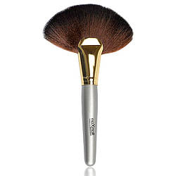 Віяловий пензлик для макіяжу maXmaR MB-114