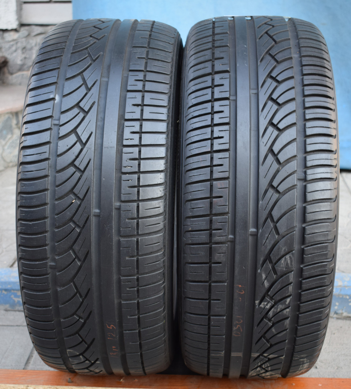 Шини б/у 225/55 R16 Kumho Ecsta, ЛЕТО, 6-7 мм, пара