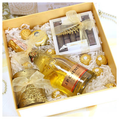 Новорічні та Різдвяні подарункові набори