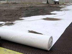 Геотекстиль голкопробивний 250 г/м2.