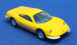 Модель Ferrari micro cars Dino 246 GT в масштабі 1:100 (жовтий)