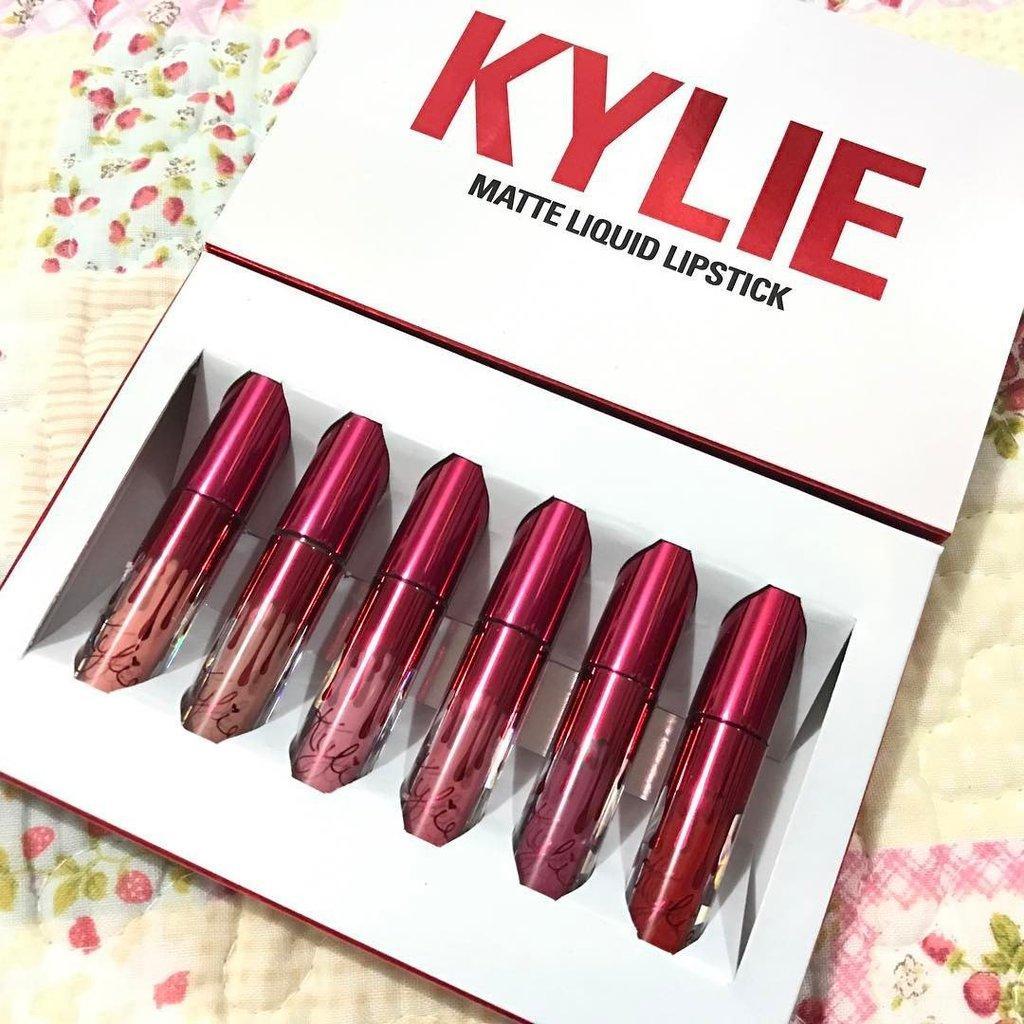 Набор блесков для губ от Кайли Дженнер Kylie matte liquid lipstick 6 шт - фото 1 - id-p756870911