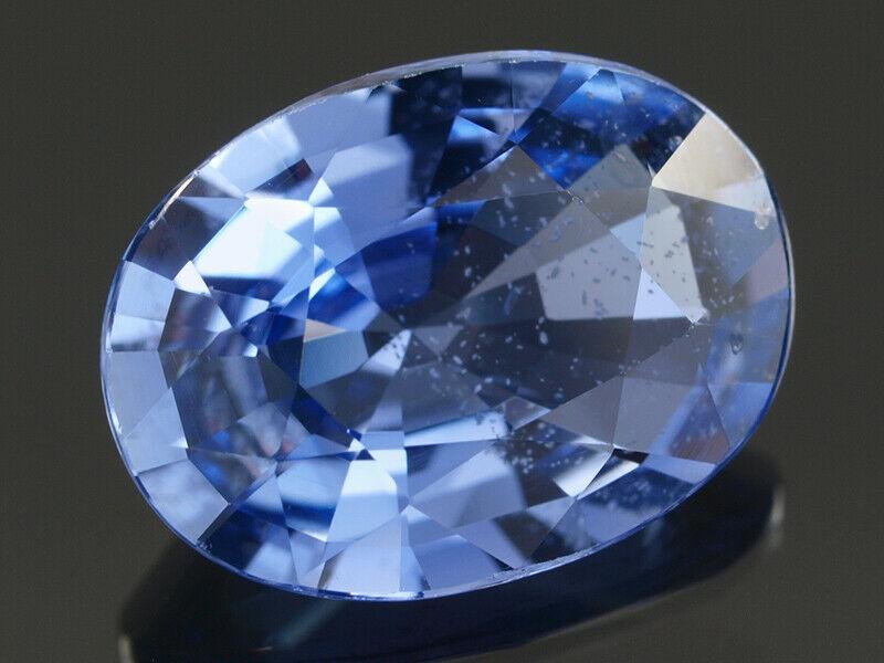 Натуральный цейлонский сапфир 1.86 Ct 9,1 х 6,7 х 3,6 мм.