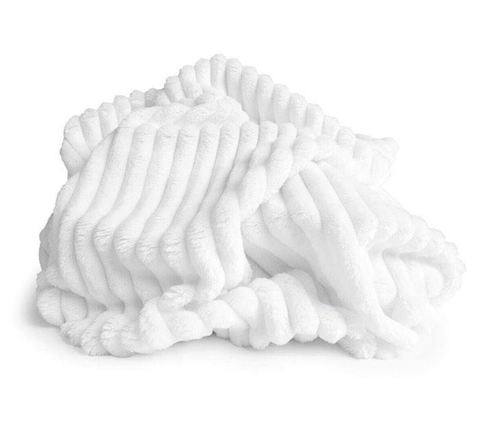 Відріз плюшу Minky Stripes білий 94х160 см