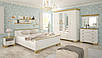 Біла розпашна чотирьохдверна шафа 4Д2Ш для одягу з дзеркалом у спальню класика Іріс 190 см Мебель Сервіс, фото 5