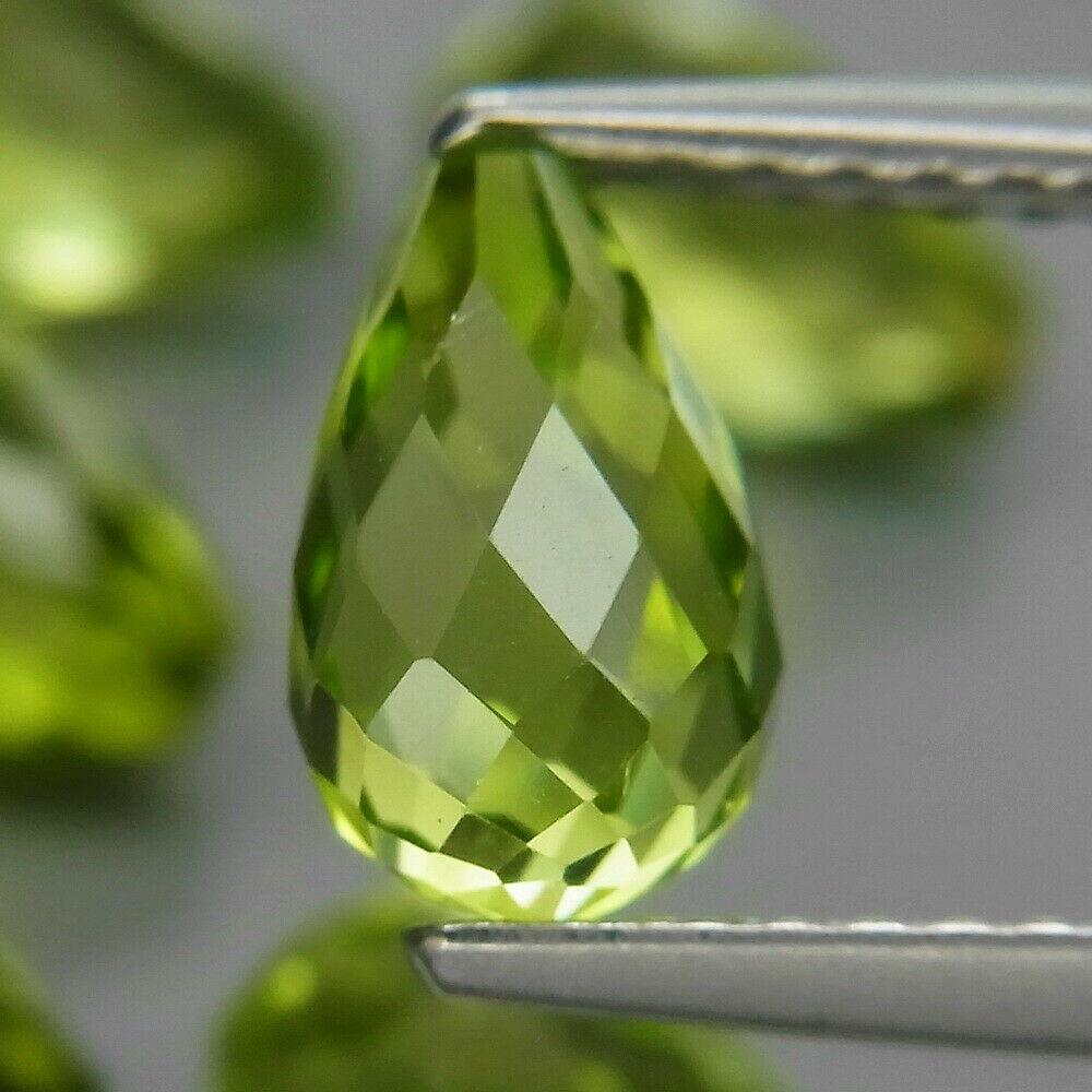 Натуральний перидот бріолетт 7.5x5-8x5 mm