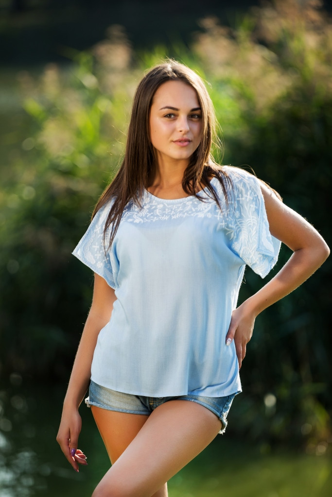 Коротка літня блузка з натуральної тканини, фото 1