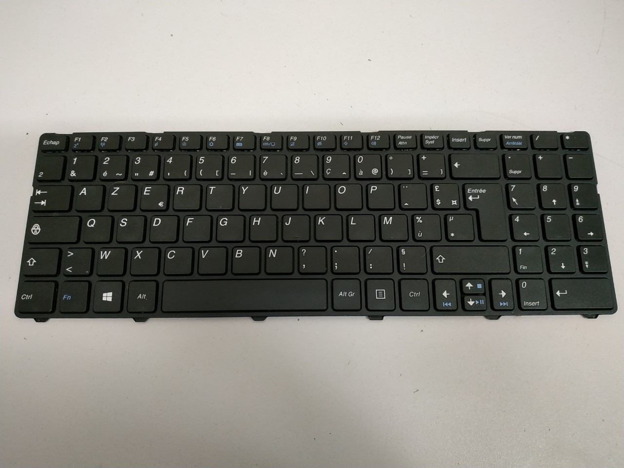 Клавіатура для ноутбука Medion akoya E6222 v128862ek2