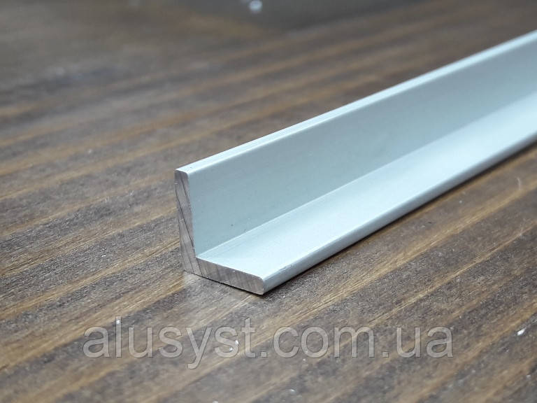 10х10х2 / кутник рівнобічний / 50 см / анодований, фото 1