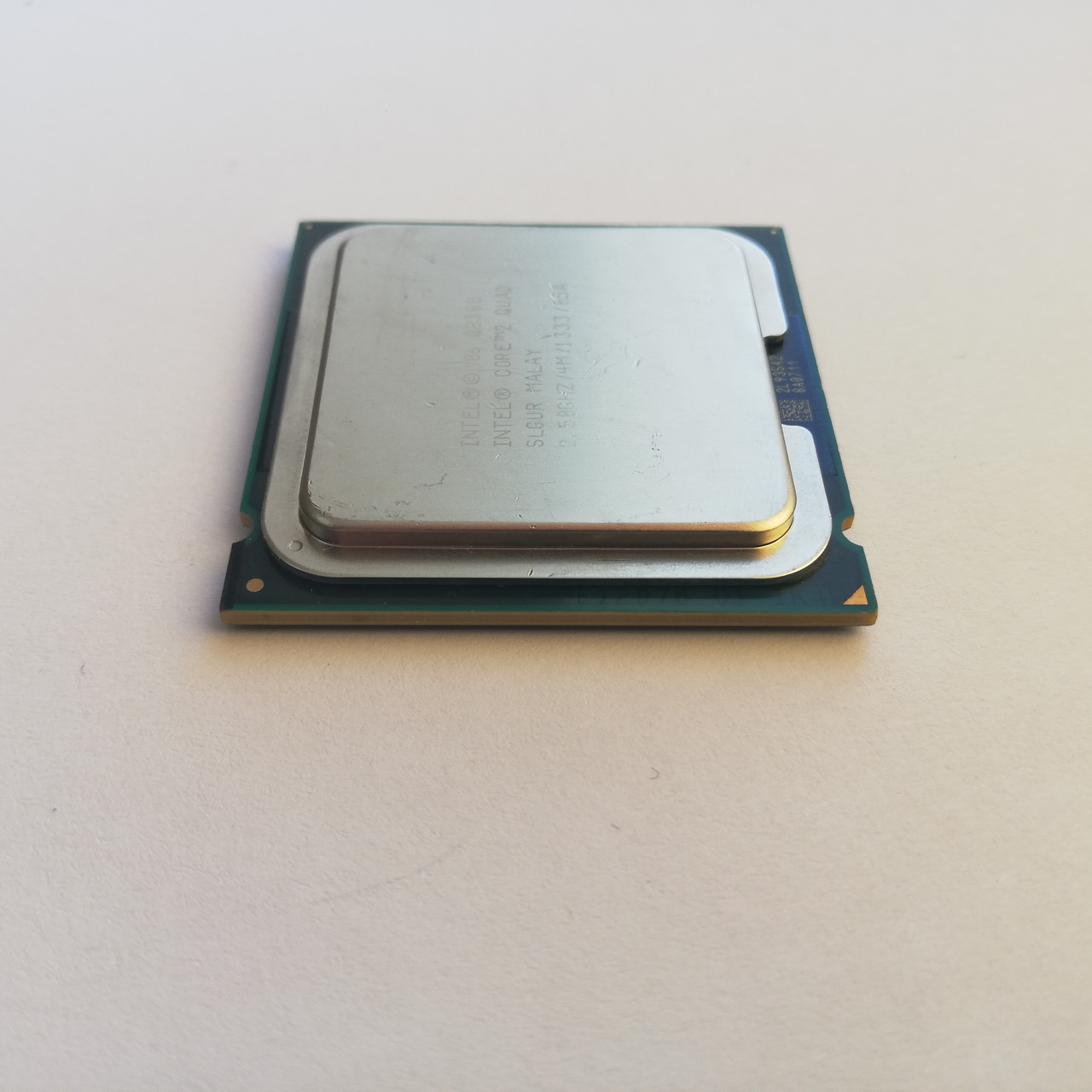 Процессор ЛОТ#2 Intel® Core™2 Quad Q8300 SLB5W 2.5GHz 4M Cache 1333 MHz ...