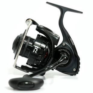 Катушка Daiwa Saltist NERO, 8+1 bb 5000