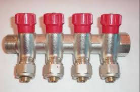 Колектор (гребінка) вентильний на п'ять виходу 3/4*5 з плавним регулюванням і фітингом