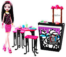 Monster High Ігровий набір Дракула і Кафе Крипатерия Beast Bites Cafe Draculaura Doll & Playset