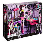 Monster High Ігровий набір Дракула і Кафе Крипатерия Beast Bites Cafe Draculaura Doll & Playset, фото 3