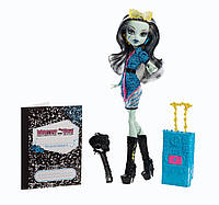 Кукла Монстер Хай Скариж Френки Штейн Monster High Travel Scaris Frankie Stein Doll