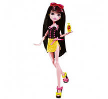 Лялька Монстер Хай Дракулаура Похмурий Пляж