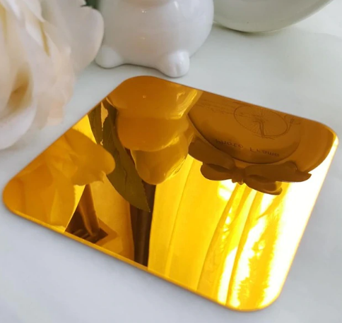 Акрилове дзеркало 28×28 см 1 мм золото