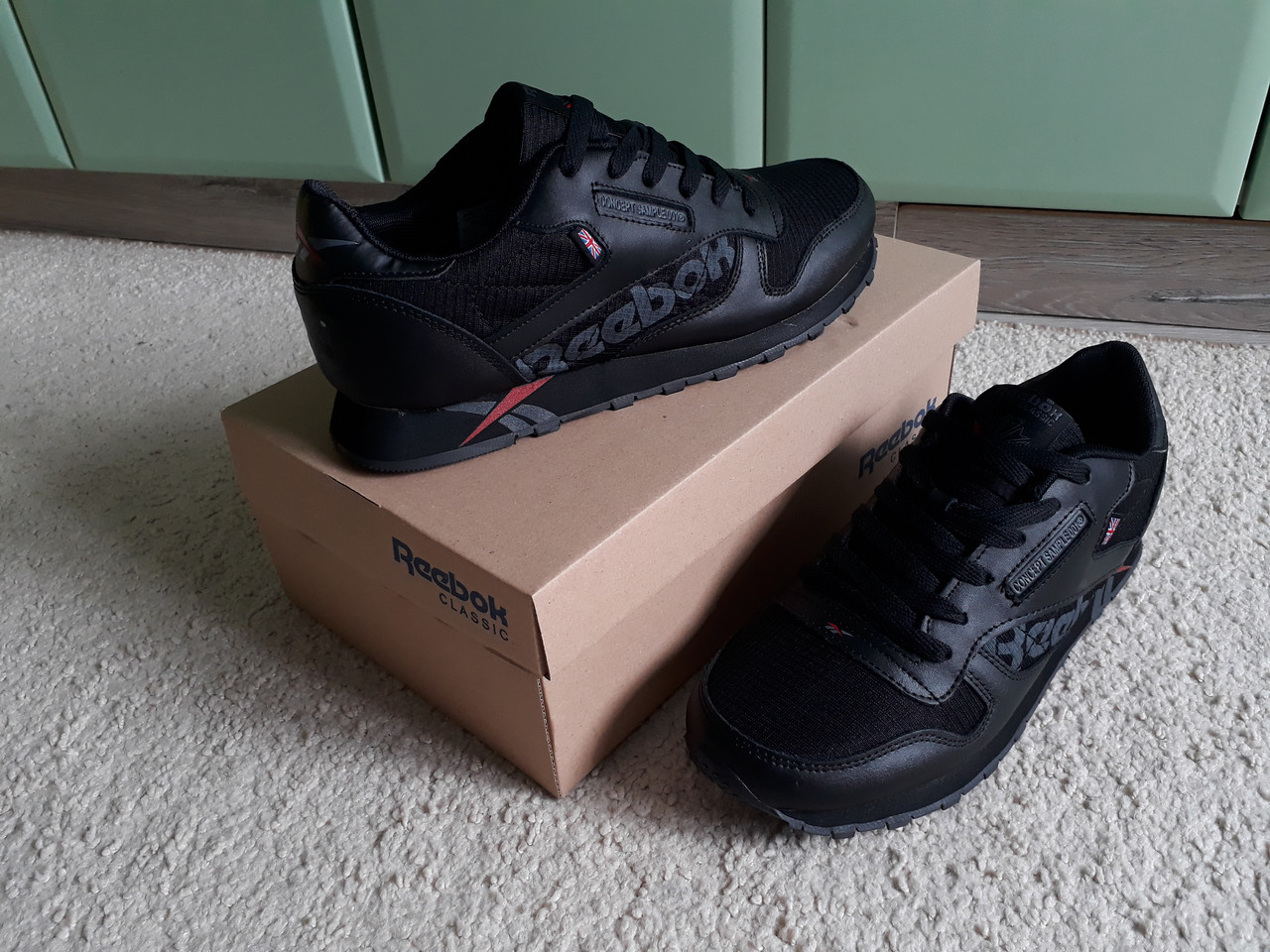 Чоловічі кросівки Reebok Classic Concept Sample 001 All Black чорні 41-46