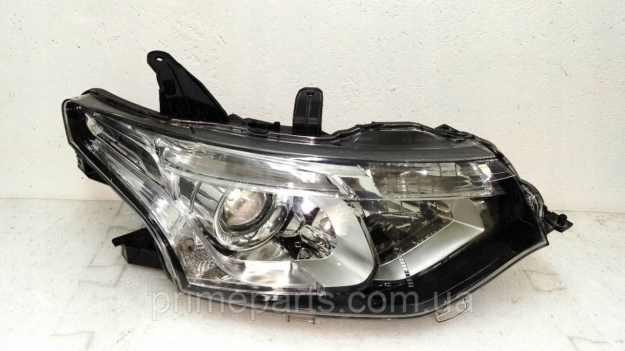 Фара Mitsubishi Outlander 3 Xenon фара Мітсубісі Аутлендер 3 Ксенон