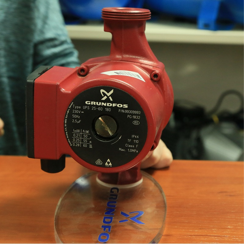 Циркуляційний насос Grundfos Alpha3 25-60