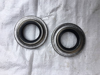 Сальник ступицы 2птс6 - купить недорого на Prom.ua: цены, акции и ...