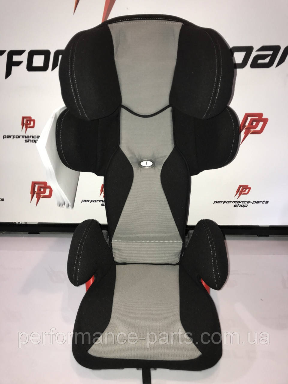 Автомобільне дитяче крісло Audi Youngster Plus Child Seat, Titanium Grey/Black, isofix артикул 4L0019905F