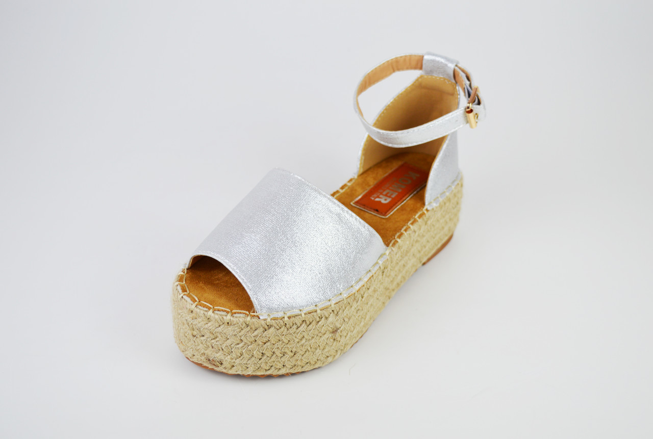 Босоніжки на платформі з обприскним носом Komer 23555 41 розмір 25 см.