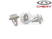 Клипса обшивки двери (оригинал) Chery QQ S11-5402013