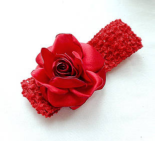 Пов'язка червона ажурна на голову для малюків і підлітків з квітами з тканини ручної роботи "Червона Роза"
