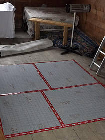 Для встановлення теплої підлоги і ефективного обігріву використовувалися всі допоміжні професійні шари, такі як теплоізоляція - E-PEX. заземлення - E-Dero і захист від фізичного пошкодження- E-Stone.
