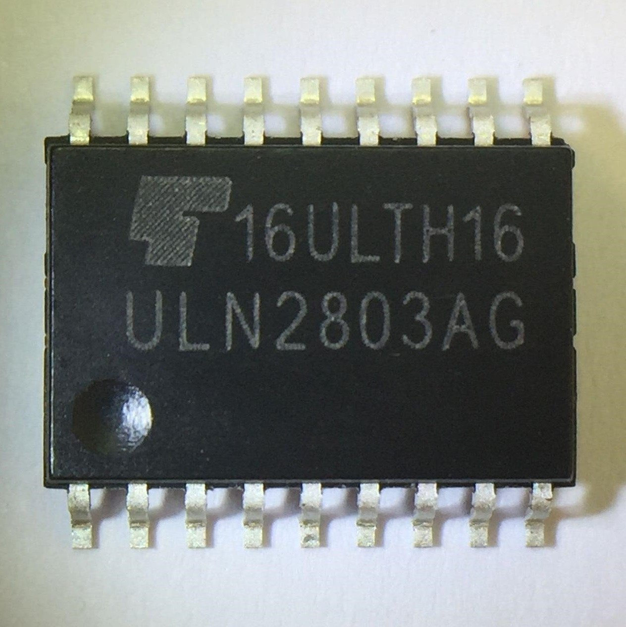 Мікросхема ULN2803AFWG SOP18 ULN2803AG ULN2803 SMD ULN2803A