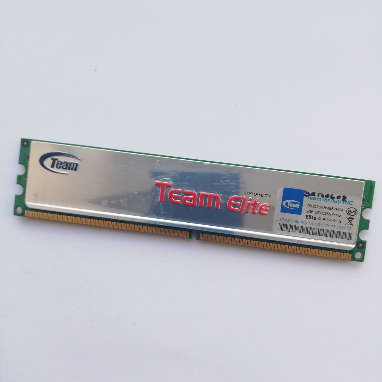 Игровая оперативная память Team Elite DDR2 2Gb 667MHz PC2 5300U CL4 (TEDD2048M667HC4) Б/У, фото 1