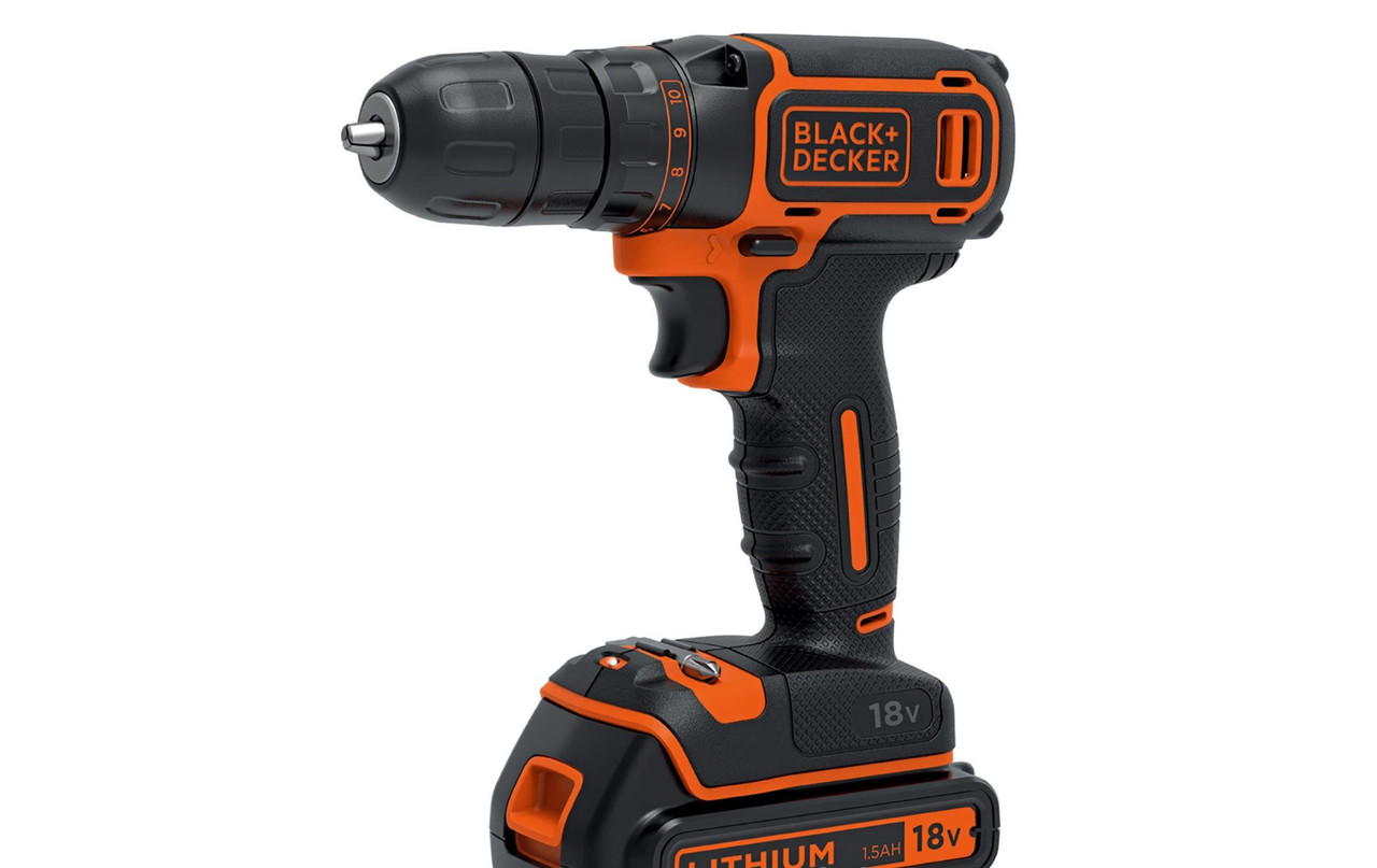 ШУРУПОВЕРТ-ДРИЛЬ АКУМУЛЯТОРНИЙ BLACK+DECKER LI-ION 18 1.5 АЧ 30 НМ + 2 АКУМУЛЯТОРА BDCDC18B-QW